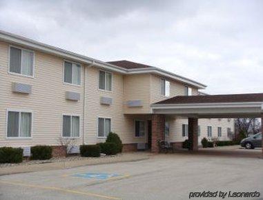 Super 8 By Wyndham Galva Otel Dış mekan fotoğraf