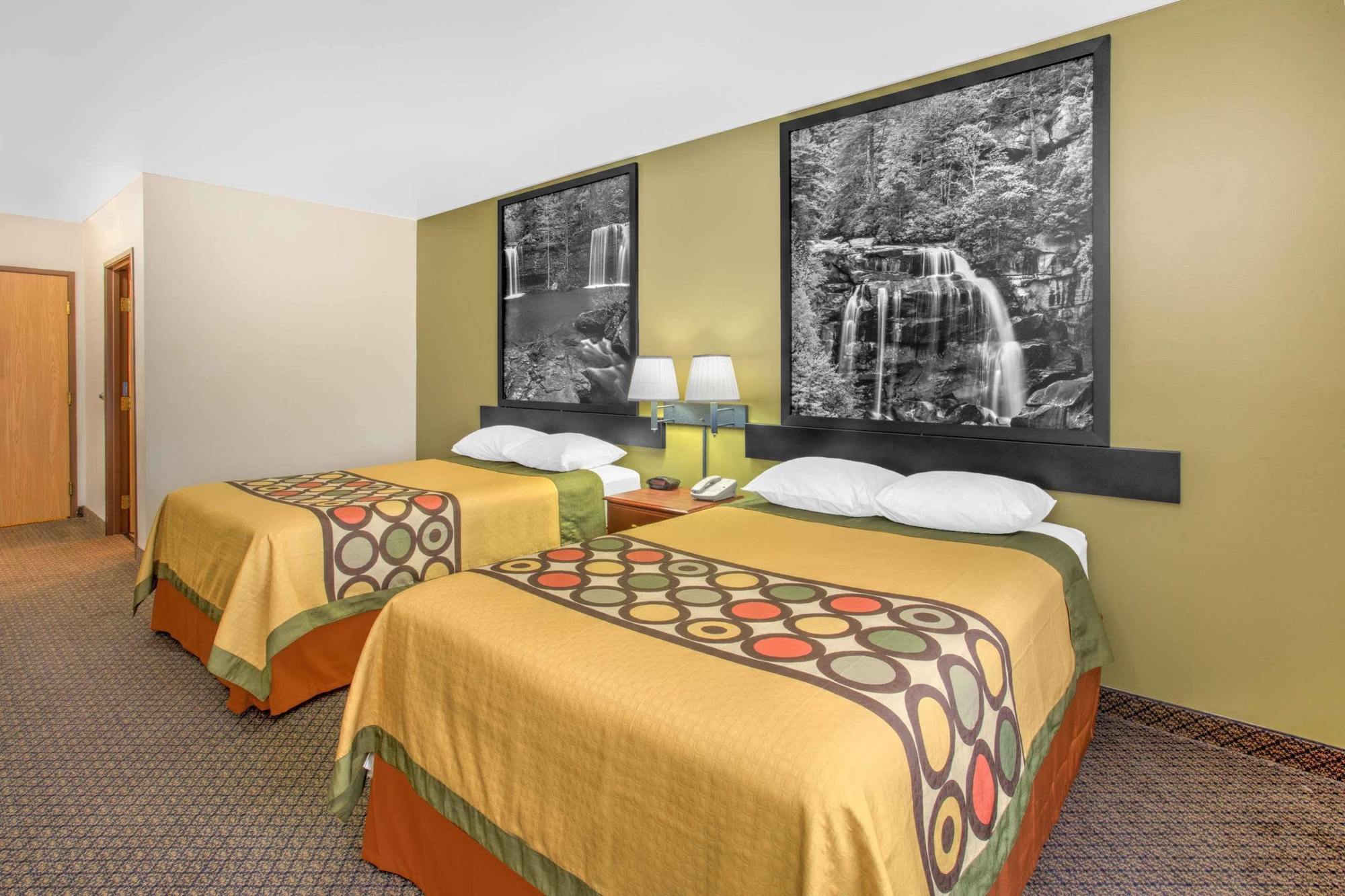 Super 8 By Wyndham Galva Otel Dış mekan fotoğraf